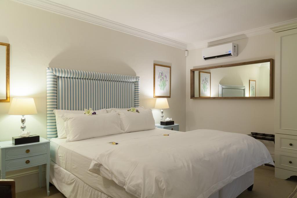 โอแบรฌ์ ดาเนียลลา Hotel ฟรันเชิค ภายนอก รูปภาพ